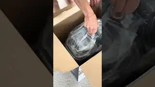 BISSELL SpotClean HydroSteam 3689F | Unboxing with Ayse #unboxing #cleaning #bissell