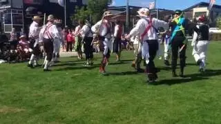 Lads a Bunchum (Adderbury) - massed morris, 2014-01-10