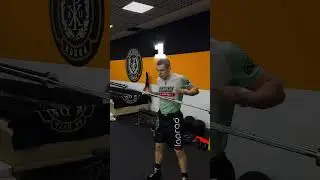 Боксеры, качайте предплечья и будет вам счастье!🥊