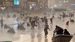 МУЧЕНИЕ С НЕБЕС ОБРУШИЛОСЬ НА МЕДИНУ! Шторм и наводнения в Саудовской Аравии.