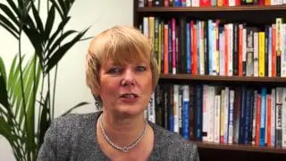 Are you a mid-life woman held back by low self-confidence? by Lindsey Agness