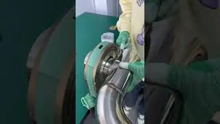 Portable orbital welding machine can weld various types of pipes