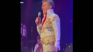 Rob Brydon sings Hurt #elvispresley