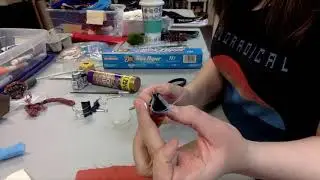 Tiny handbag from a binder clip