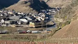 23.02.22: Mayscho&szlig;, gesehen von unterhalb der Saffenburg, Update Ahr Flutkatastrophe