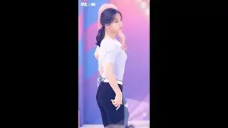 190611 프로미스나인 이새롬 ( 무대 대기중 ) 팩트인스타 4K 60P 직캠 Fancam