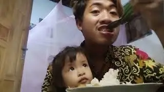 Mukbang tahu sambel kecap di ganggu bocil