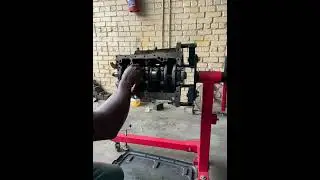 Overhauling Linde Forklift Engine Part Two #automobile #mechanic #trending #mechaniclife #trending