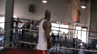 Paul Williams training for Ishida (shadowboxing, mitts, heavy bag)
