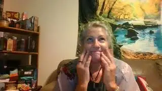 Tarot Deck Collecting Consumerism Overwhelmed VR to Mixtress Rae!