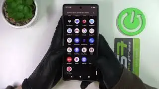 GOOGLE Pixel 7 Hand Size Comparison