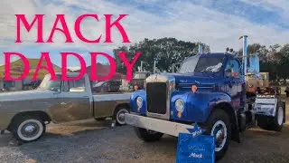 Classic Semi Trucks, Vintage Trucks of Florida Winter Nationals. Big Rigs.