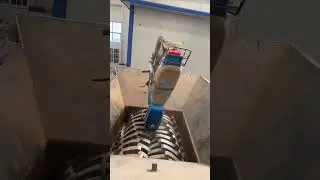 how shredder machine works,shredder machine,oddly satisfying video, #shorts #satisfying #shredder
