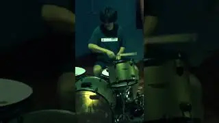 #linkinpark #onestepcloser #drumcover #zildjian #kcustom #drums #drumsolo #music #artist