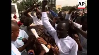 Inauguration of controversial monument, opposition rally