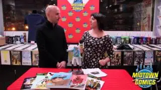 Brian K Vaughan Signs Saga at Midtown Comics Downtown