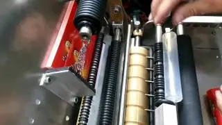 ENOLMAC SRL - WET GLUE LABELLER SEMIAUTOMATIC SIRIO mod.2