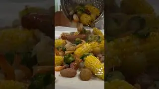 Shrimp Boil over at Memaws w/ Big Bear