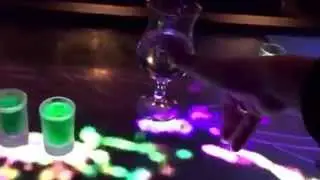 Un bar poss&egrave;de la plus grande surface tactile d'Europe