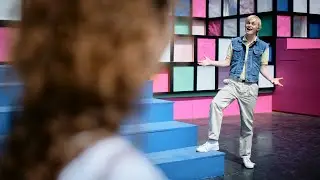 T&aelig;nder p&aring; dig &ndash; Vi maler byen r&oslash;d: The Musical 2021 | Nyborg Voldspil