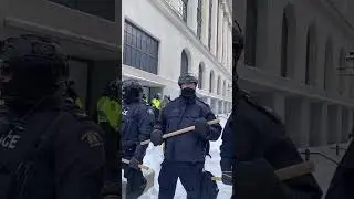 Ottawa peaceful protestors vs cops/military Canada Post unpaid leave. Freedom of choice