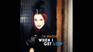 Tia Brazda -  Smile