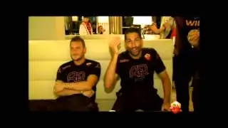 Marco Borriello scherza con Francesco Totti, e Osvaldo (AS Roma)