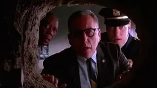 8 Famous Movie Plot Holes With Shockingly Simple Solutions