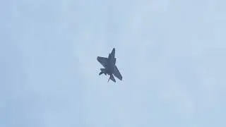 F-35 Fighter Jet Forms Epic Vapor Cone Going Mach .92 Over Beach