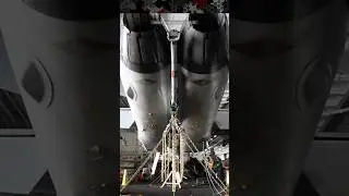 Landing-gear maintenance on F/A-18 Super Hornet