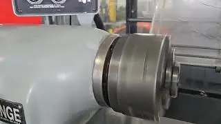 11&rdquo;x18&rdquo; Hardinge HLV-H-EM Tool Room Lathe w/DRO/Inch/Metric