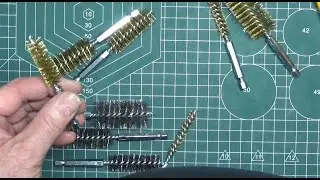 Déballage brosses rondes métalliques