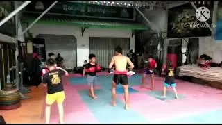 Putching Ped pukulan & Tendangan Fighter Kids