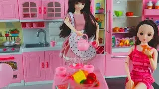 Barbie Dolls, Barbie Kitchen Toys, Barbie Cooking Toys Stories for Good Friends
