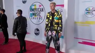 Machine Gun Kelly Fashion - AMAs 2017