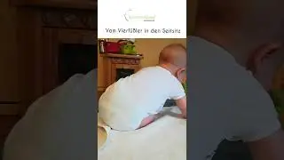Baby lernt Seitsitz