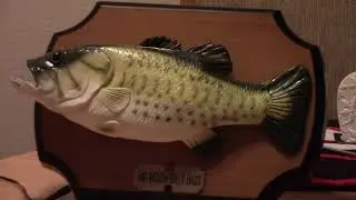 Unboxing & Testing my Brand New Big Mouth Billy Bass