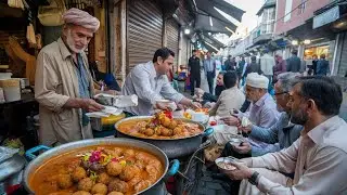 HARDWORKING OLD MAN SELLING FOOD AT ROAD SIDE | LAHORE STREET FOOD PAKISTAN