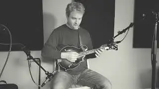 Red Diamond Mandolin and microphone-parts.com SDC-84 (original instrumental)