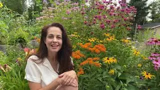 Mid-Summer Garden Maintenance / L'entretien estival du jardin