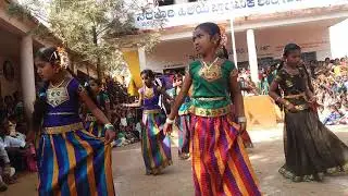 Kelisade kallu kallinalli Kannada nudi(ghps Gudadurakal)