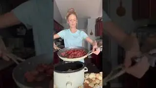 How to make a delicious dinner. Au Gratin Potatoes With Sausage In The Crockpot!