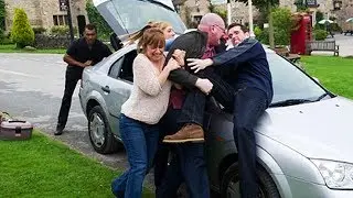 Marlon Dingle Vs. Paddy Kirk (14-09-12) || Emmerdale
