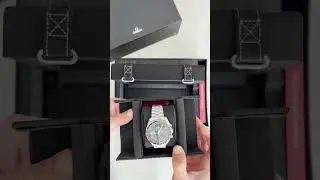 🔍 The Secret Hidden Inside the Omega Speedmaster Box! 🎩✨  #watch #luxurywatch #watchtok #omega