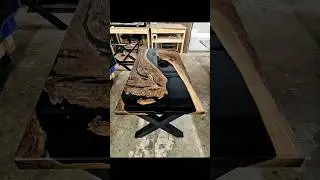The Classic Black Table 🖤 #diy #epoxy #satisfying