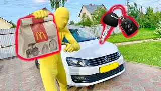Yellow Man found Car Key for Nissan Cedric in McDolands pack & Mr. Joe 13+