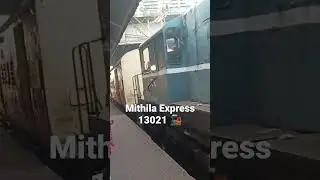 Mithila express 13021 arrival @howrah railway station#shorts 🚂🚂howrah to raxaul - 16 hours journy ❤️