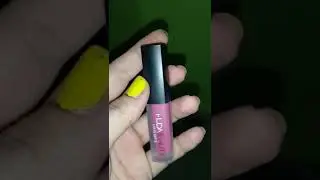 Huda beauty mini liquid mate lipstick 💄 #hudabeauty #minilipstick #yotubeshorts #inshort