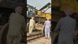 Railway crane clearing track after Train accident goods derailed near Feroza #live #derailment #yt