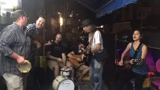 Jenny & The Scallywags - Style by Taylor Swift (7-Eleven Sessions)